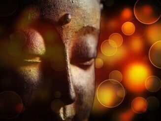 Inde : Une statue de pierre représentant le visage de Bouddha